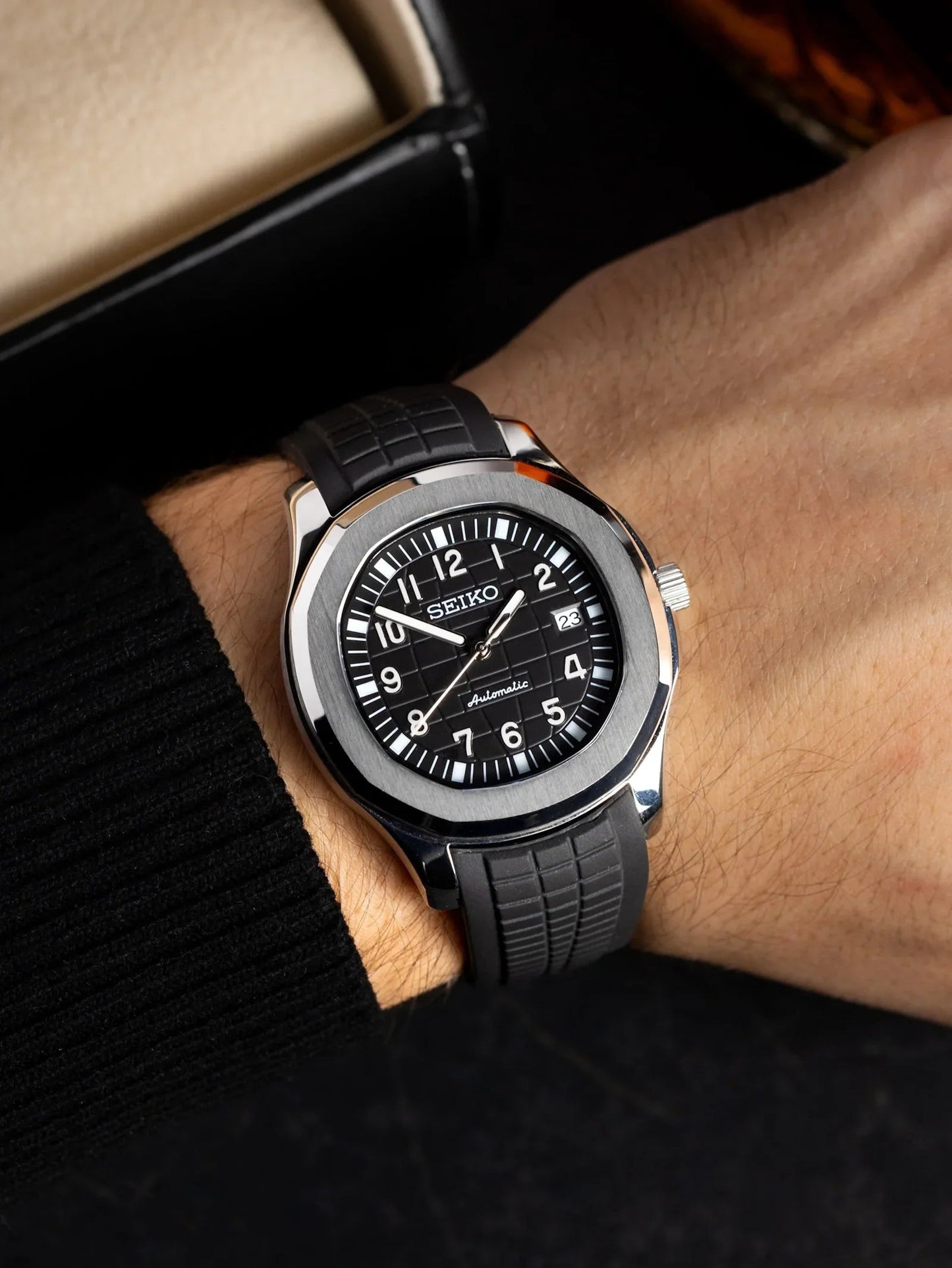 SEIKONAUT ORANGE BLACK MEN'S MOD WATCH